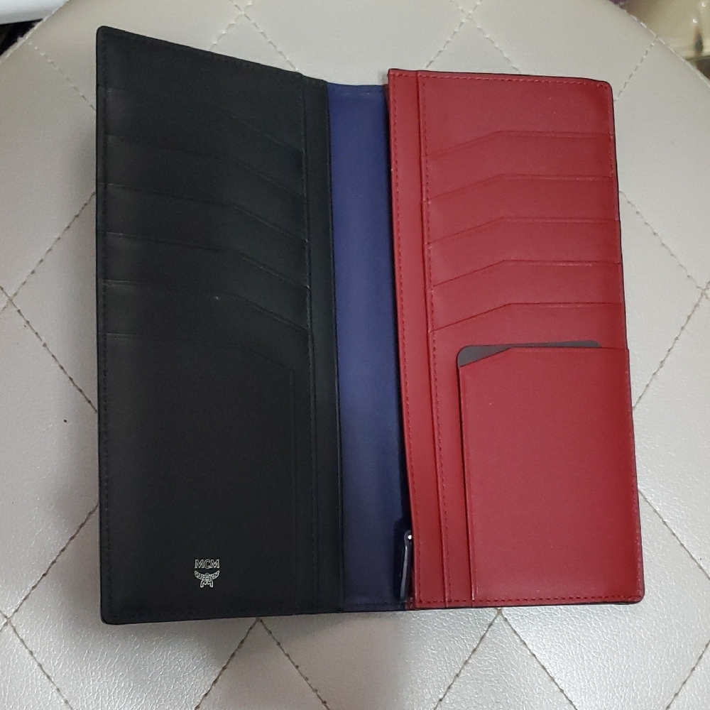 MCM Black Long Leather Card & Key Holder - Picture 5 of 8